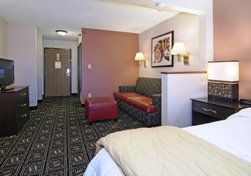 Quality Inn & Suites Mankato Exterior photo